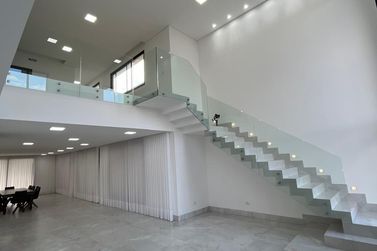 Sobrado &agrave; venda - 360m&sup2; - Condom&iacute;nio Royal Garden