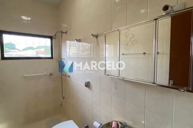 Sobrado &agrave; venda - 223m&sup2; - Zona II