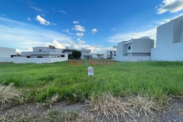 Terreno &agrave; venda - 243m&sup2; - CONDOMINIO PAYSAGE ESSENZA