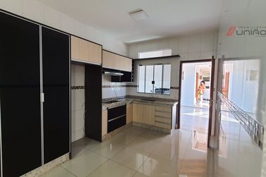 Casa &agrave; venda - 130m&sup2; - Jardim Vila Rica