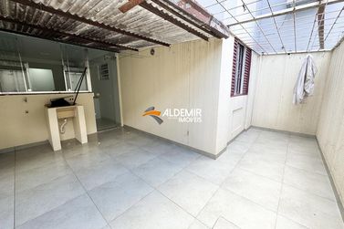 Apartamento &agrave; venda - 89m&sup2; - Zona 1
