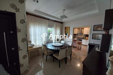 Casa &agrave; venda - 210m&sup2; - Jardim Gisela