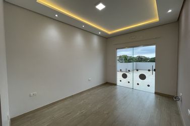 Casa para alugar - 252m&sup2; - ZONA VII