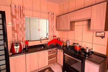 Casa &agrave; venda - 90m&sup2; - Jardim Real