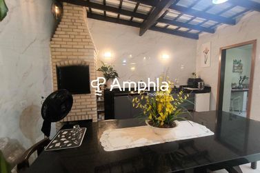 Casa &agrave; venda - 125m&sup2; - Angra dos Reis