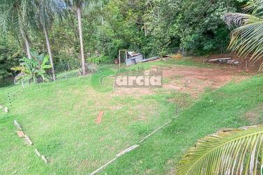 Ch&aacute;cara &agrave; venda - 25m&sup2; - -