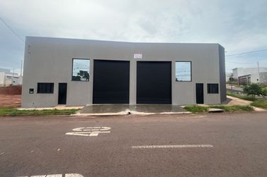 Sal&atilde;o Comercial para alugar - 