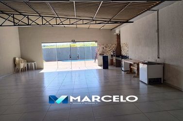 Ch&aacute;cara &agrave; venda - 2000m&sup2; - PR - 580