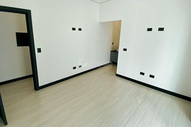 Casa &agrave; venda - 250m&sup2; - Condom&iacute;nio Mont Blanc