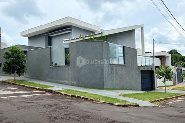 Casa &agrave; venda - 130m&sup2; - Jardim Santa Clara