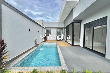 Casa &agrave; venda - 180m&sup2; - Recanto Tropical
