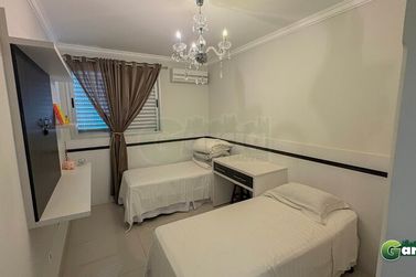 Apartamento &agrave; venda - 133m&sup2; - Zona III