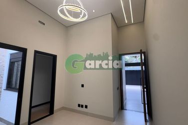 Casa &agrave; venda - 181m&sup2; - ZONA II