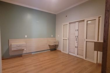 Casa &agrave; venda - 347m&sup2; - Zona VII