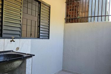 Casa &agrave; venda - 64m&sup2; - Jardim Yonezu