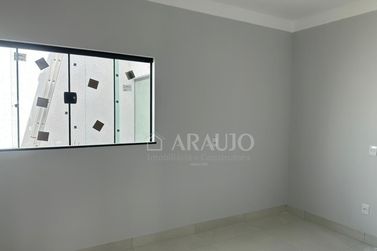 Casa &agrave; venda - 110m&sup2; - Jardim Cima