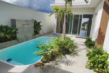 Casa &agrave; venda - 220m&sup2; - Parque Residencial Metropolitano