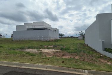 Terreno &agrave; venda - 241m&sup2; - Paysage Unique Condom&iacute;nio