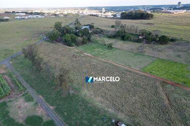 Ch&aacute;cara &agrave; venda - 24m&sup2; - Zona Rural