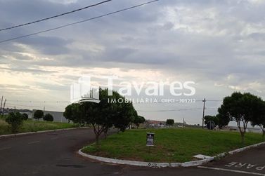 Terreno &agrave; venda - 339m&sup2; - Parque Residencial Metropolitano