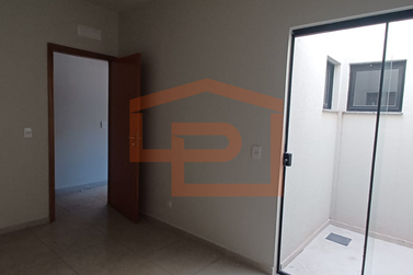 Casa &agrave; venda - 80m&sup2; - Zona V