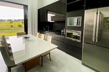 Sobrado &agrave; venda - 181m&sup2; - Jardim Cima