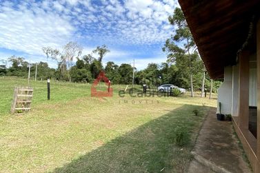 Ch&aacute;cara &agrave; venda - 5123m&sup2; - Serra dos Dourados