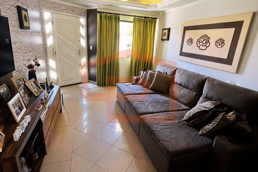 Sobrado &agrave; venda - 188m&sup2; - Zona II