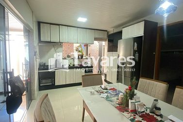 Casa &agrave; venda - 94m&sup2; - Conjunto Habitacional Sonho Meu