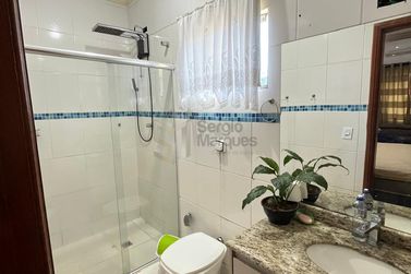 Sobrado &agrave; venda - 184m&sup2; - Zona 1-A
