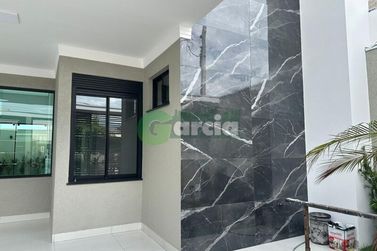 Casa &agrave; venda - 110m&sup2; - Jardim Cima