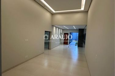 Casa &agrave; venda - 126m&sup2; - Jardim Imigrantes 2