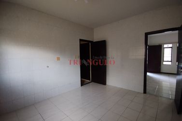 Casa para alugar - ZONA VI