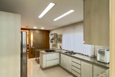 Casa &agrave; venda - 345m&sup2; - Jardim Tamoio