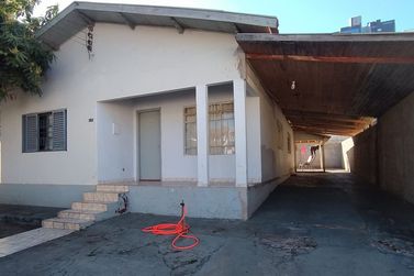 Casa &agrave; venda - 205m&sup2; - Zona II