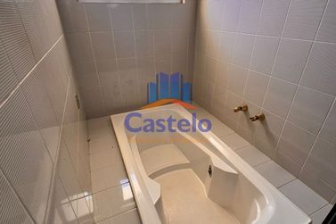 Casa para alugar - 310m&sup2; - ZONA II