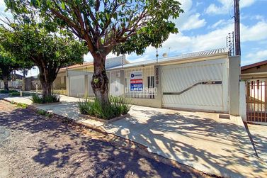 Casa &agrave; venda - 216m&sup2; - Jardim Belvedere