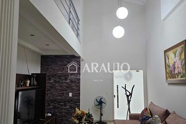 Sobrado &agrave; venda - 272m&sup2; - Zona III