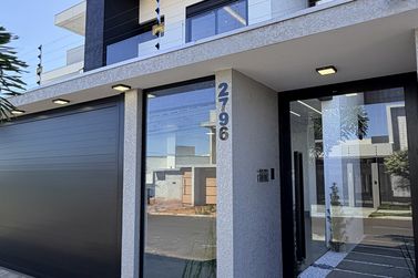 Sobrado &agrave; venda - 200m&sup2; - Jardim Colorado