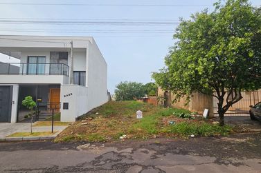 Terreno &agrave; venda - 268m&sup2; - JARDIM LAGUNA