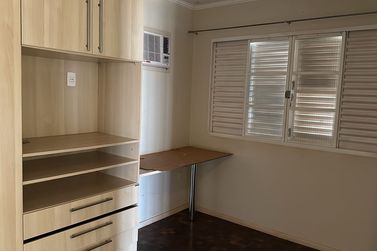 Casa &agrave; venda - 372m&sup2; - Zona I-A