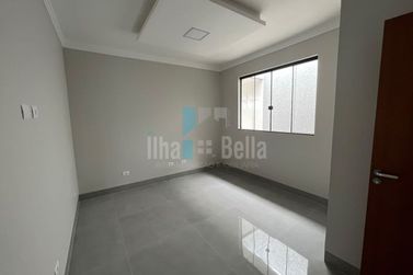 Casa &agrave; venda - 200m&sup2; - 