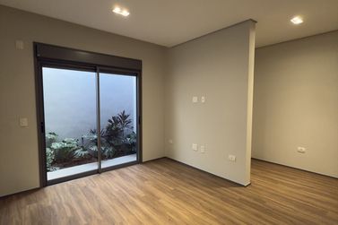 Casa &agrave; venda - 247m&sup2; - Condom&iacute;nio Residencial Europark