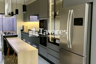 Casa &agrave; venda - 131m&sup2; - Zona V