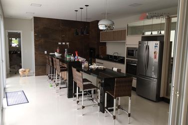 Casa &agrave; venda - 320m&sup2; - Residencial Ecoville