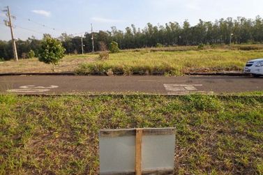 Terreno &agrave; venda - 253m&sup2; - Parque Residencial Viena