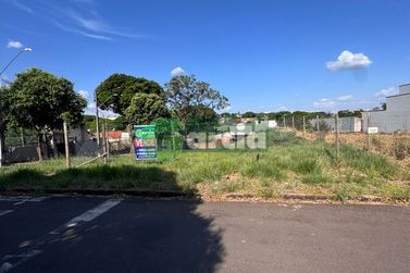 Terreno &agrave; venda - 326m&sup2; - Parque Residencial da G&aacute;vea