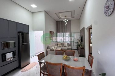 Casa &agrave; venda - 92m&sup2; - JARDIM TROPICAL