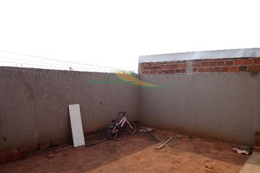 Casa &agrave; venda - 80m&sup2; - PARQUE IRANI