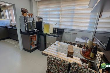Apartamento &agrave; venda - 133m&sup2; - Zona III